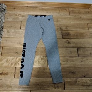 Nike leggings